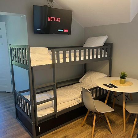 Aparthotel W Dolinie Stawow Zator By Housine Las 客房 照片
