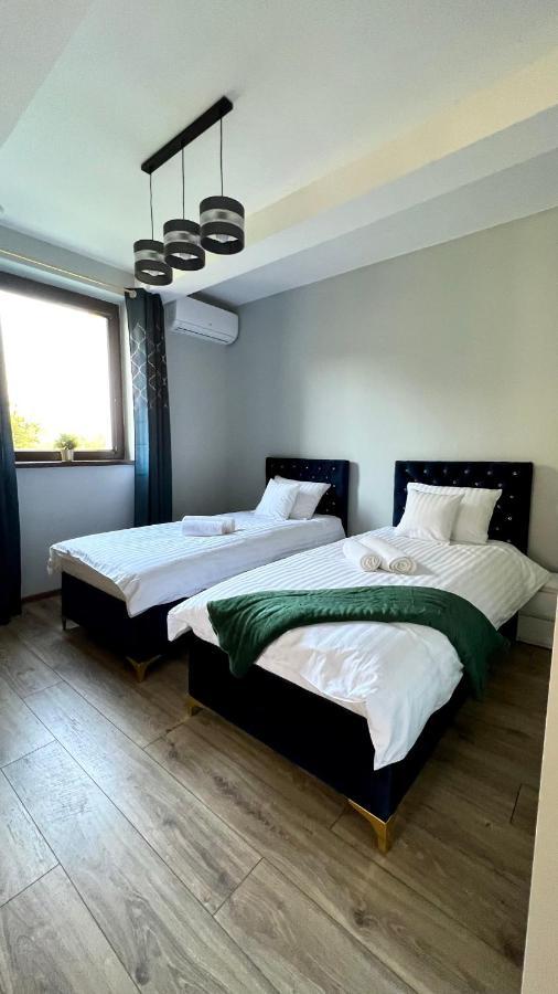 Aparthotel W Dolinie Stawow Zator By Housine Las 外观 照片
