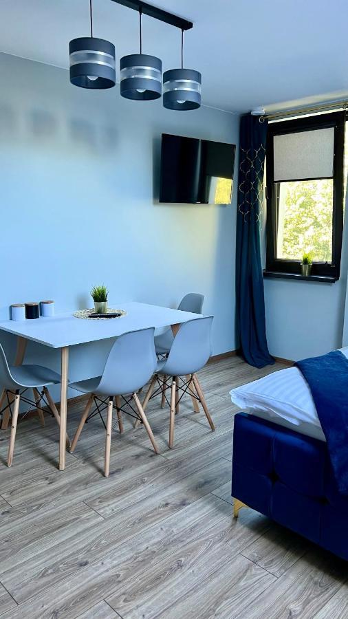 Aparthotel W Dolinie Stawow Zator By Housine Las 外观 照片